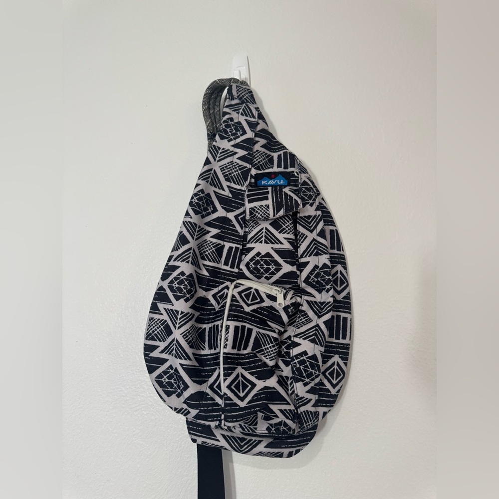 Kavu Geometric Black and Gray Backpack Sling‎ Bag